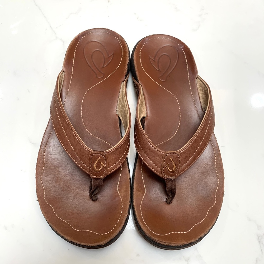 Olukai Kumu Leather Flip Flops Women’s Sz. 6